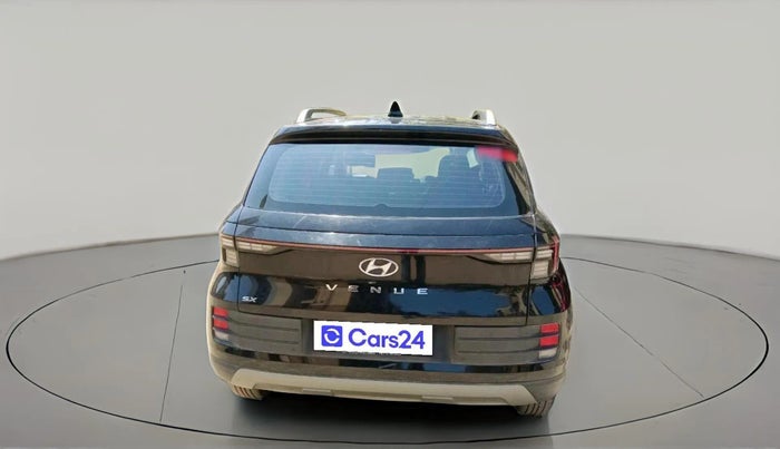2024 Hyundai VENUE SX 1.2 PETROL, Petrol, Manual, 26,171 km, exterior