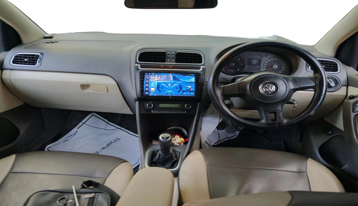 2011 Volkswagen Vento HIGHLINE DIESEL 1.6, Diesel, Manual, 83,231 km, interior