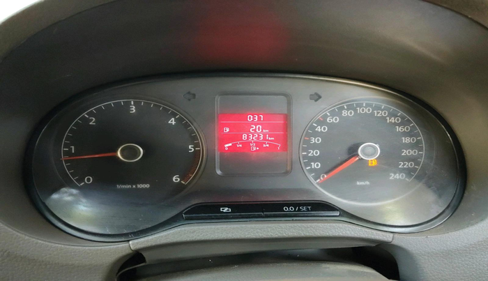2011 Volkswagen Vento HIGHLINE DIESEL 1.6, Diesel, Manual, 83,231 km, interior
