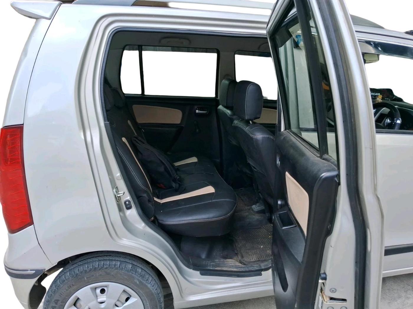 2015 Maruti Wagon R 1.0 LXI CNG, CNG, Manual, 1,02,107 km, interior