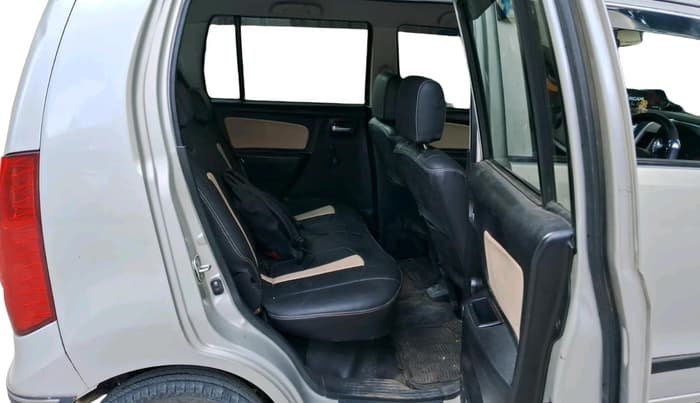 2015 Maruti Wagon R 1.0 LXI CNG, CNG, Manual, 1,02,107 km, interior