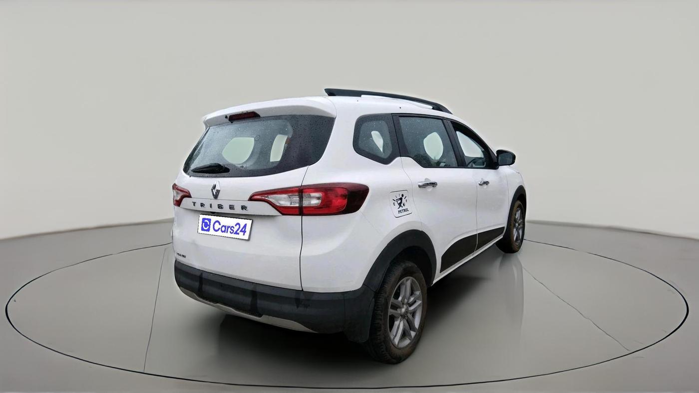 2025 Renault TRIBER RXZ AMT, Petrol, Automatic, 22,307 km, exterior
