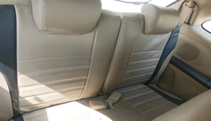 2014 Honda Mobilio 1.5L I-DTEC V, Diesel, Manual, 1,62,388 km, interior