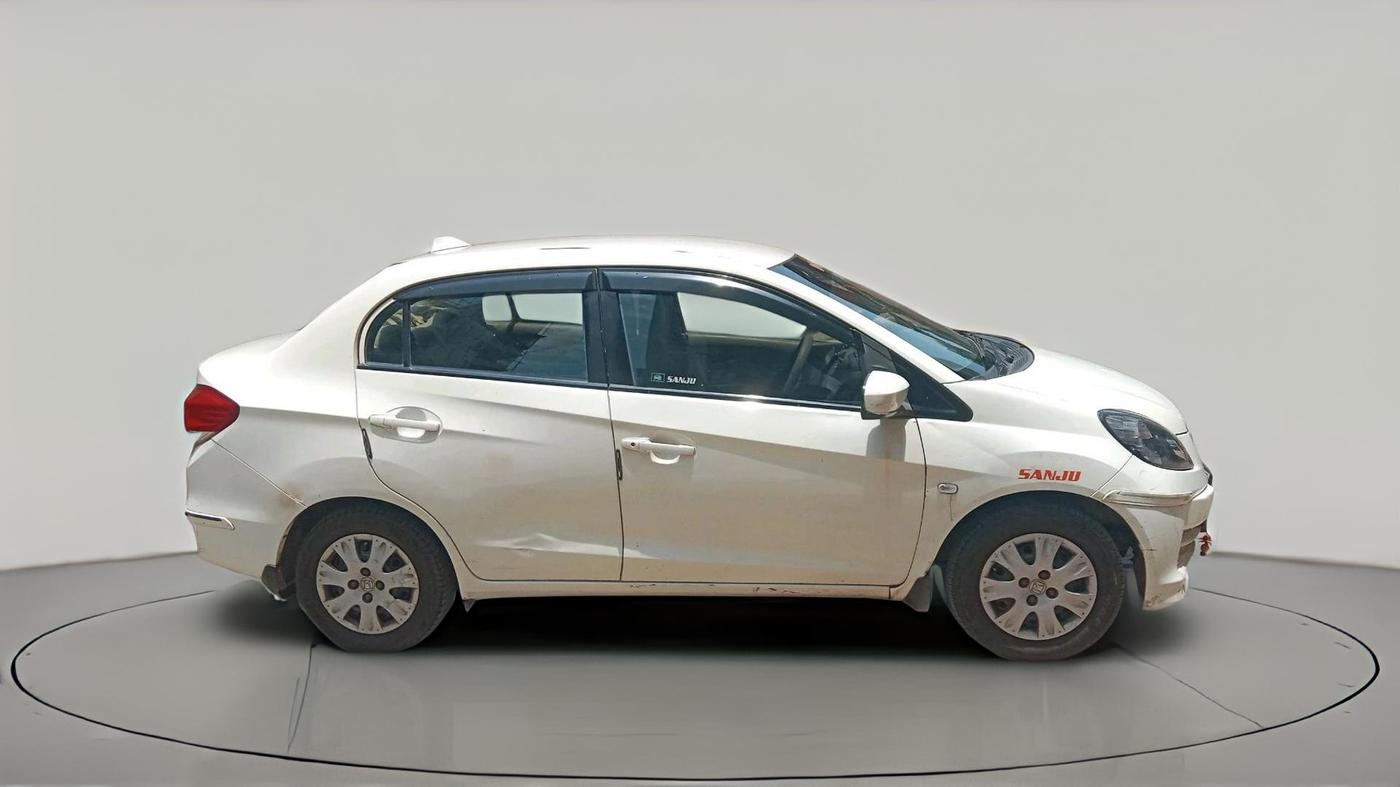 2013 Honda Amaze 1.2L I-VTEC S, CNG, Manual, 1,05,224 km, exterior
