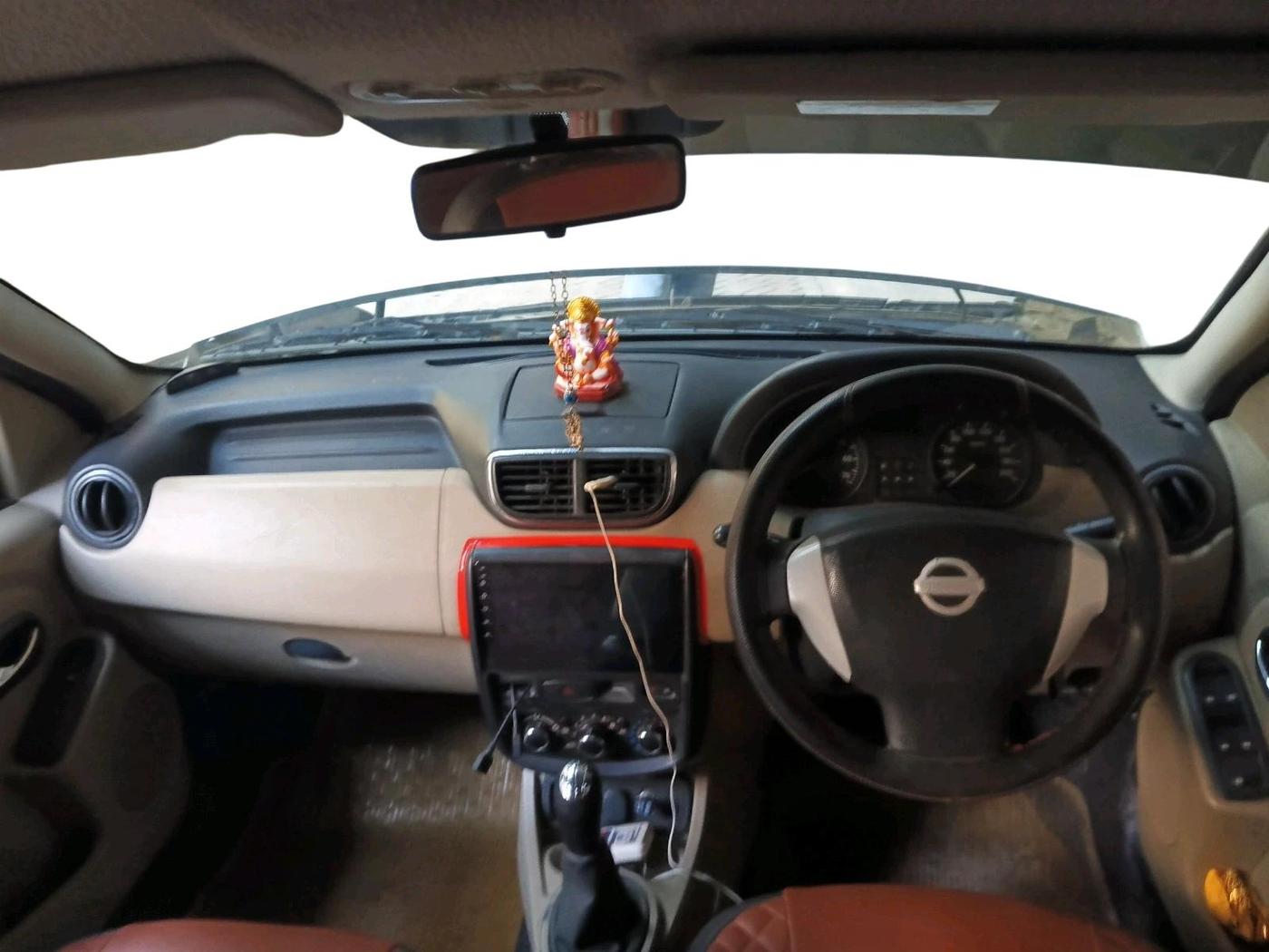 2014 Nissan Terrano XL (D), Diesel, Manual, 90,206 km, interior
