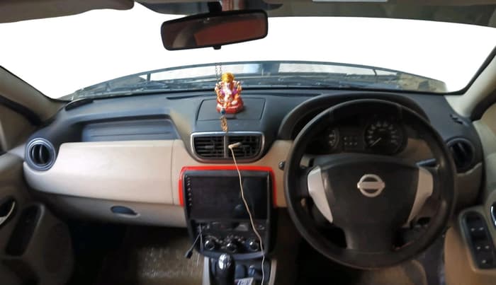 2014 Nissan Terrano XL (D), Diesel, Manual, 90,206 km, interior