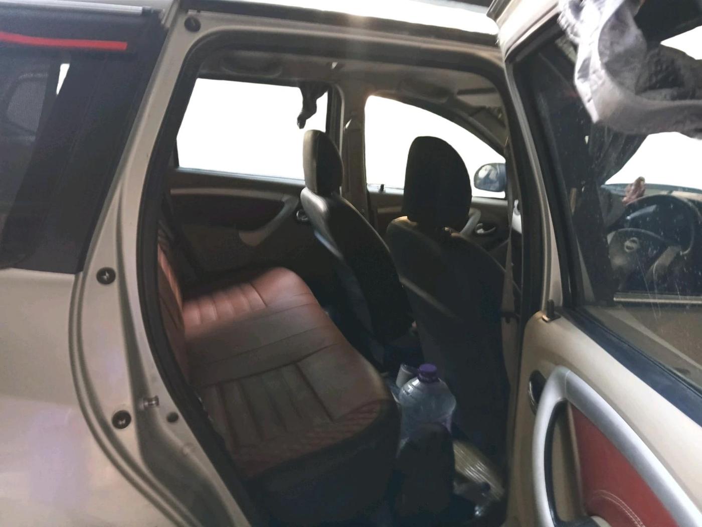 2014 Nissan Terrano XL (D), Diesel, Manual, 90,206 km, interior