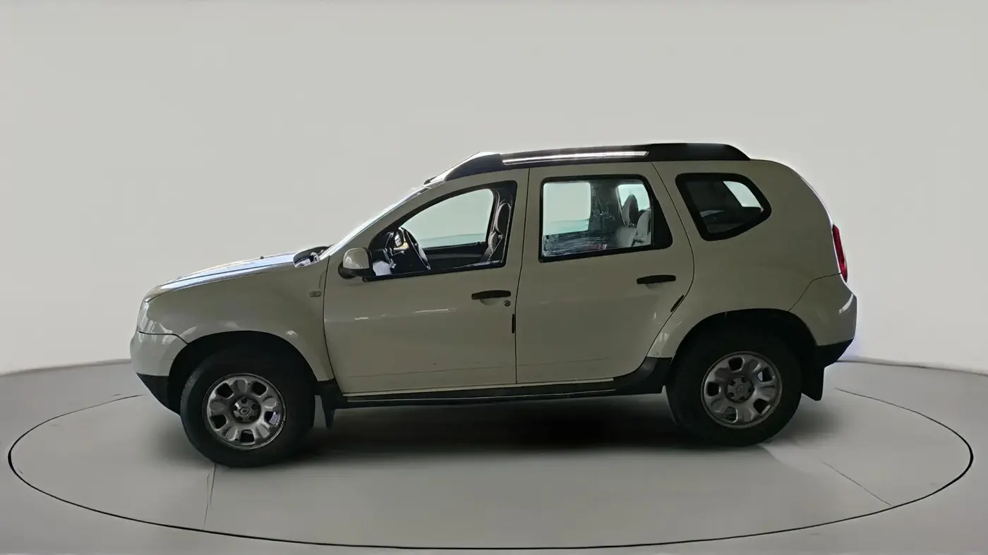 2013 Renault Duster RXL PETROL, Petrol, Manual, 72,442 km, exterior