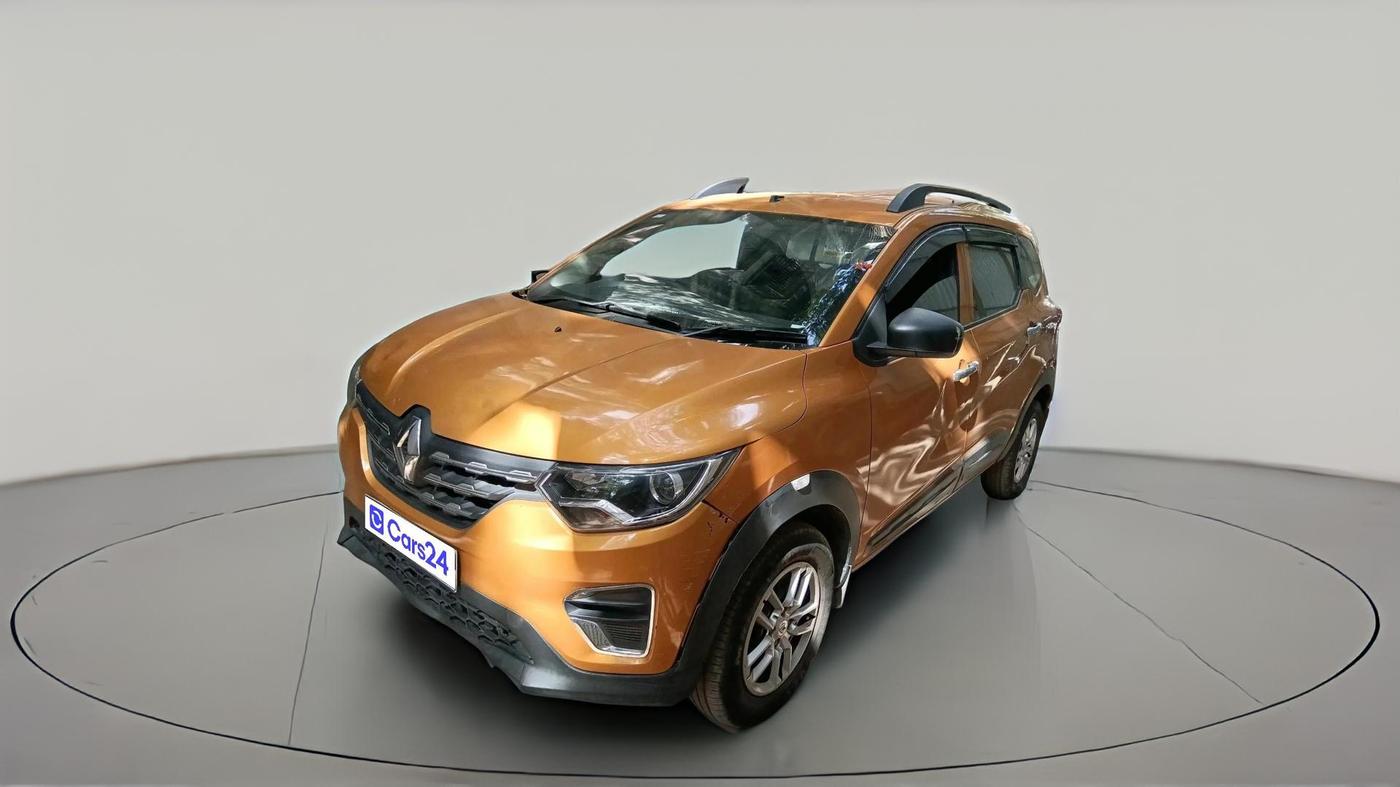 2022 Renault TRIBER RXL MT, Petrol, Manual, 28,503 km, exterior