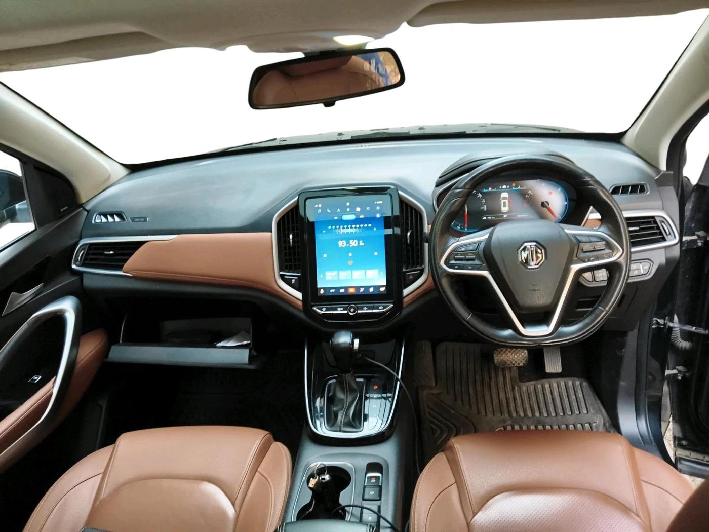 2020 MG HECTOR PLUS SHARP 1.5 PETROL TURBO DCT 6-STR, Petrol, Automatic, 1,00,490 km, interior