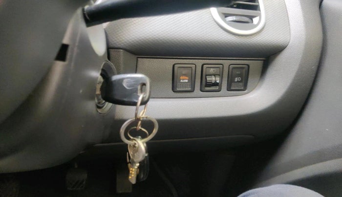 2012 Maruti Ritz VXI, Petrol, Manual, 68,367 km, interior