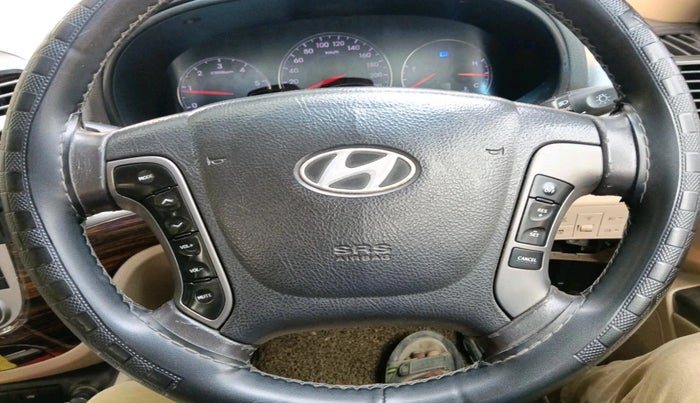 2012 Hyundai Santa Fe 4 WD AT, Diesel, Automatic, 1,27,618 km, interior