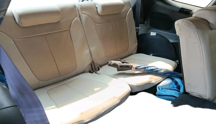 2012 Hyundai Santa Fe 4 WD AT, Diesel, Automatic, 1,27,618 km, interior