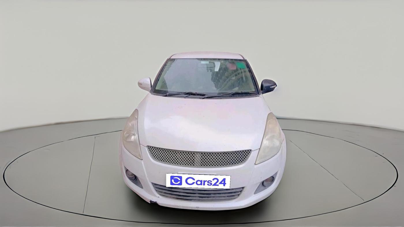 2014 Maruti Swift VXI, CNG, Manual, 73,002 km, exterior