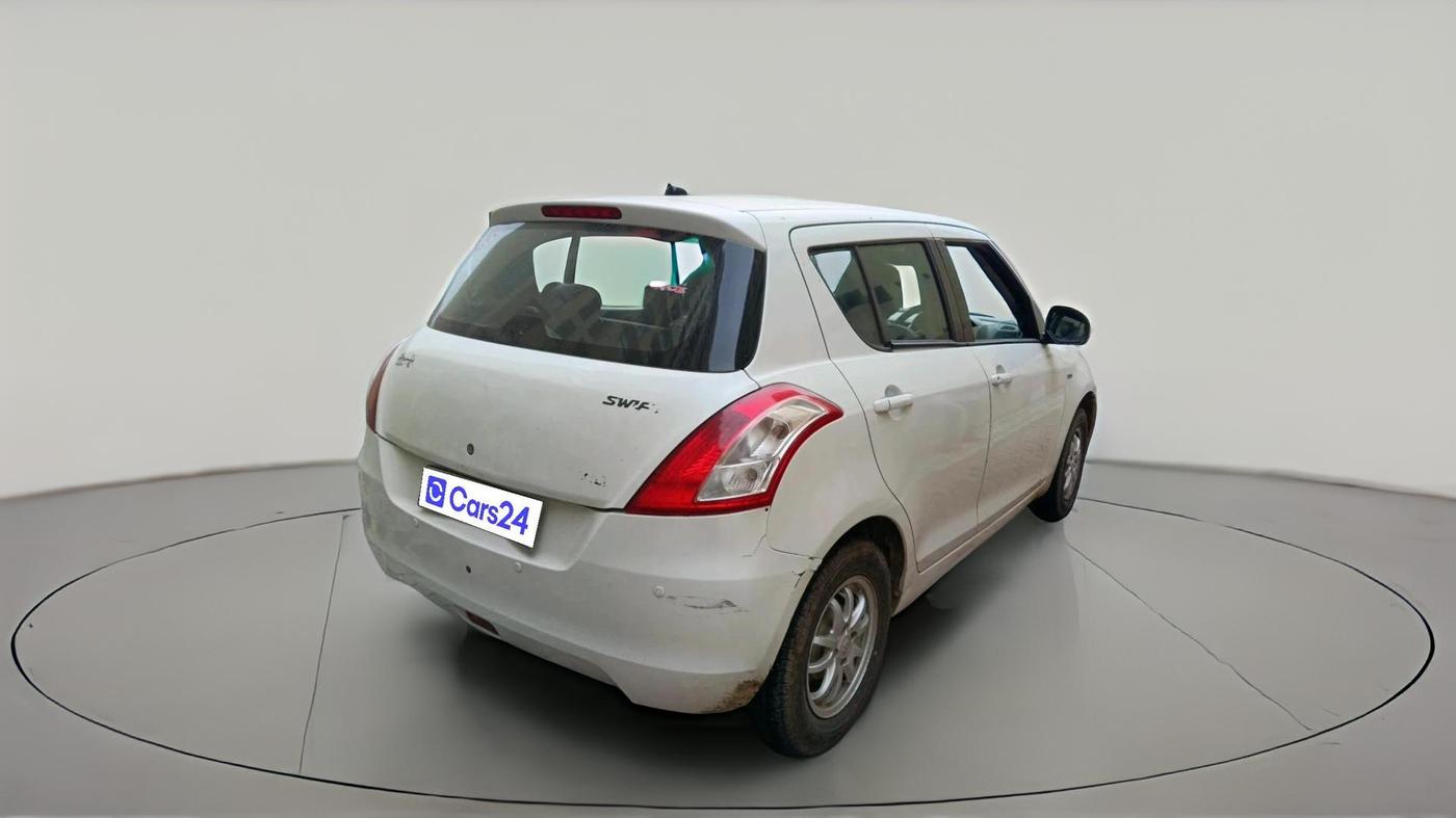 2014 Maruti Swift VXI, CNG, Manual, 73,002 km, exterior