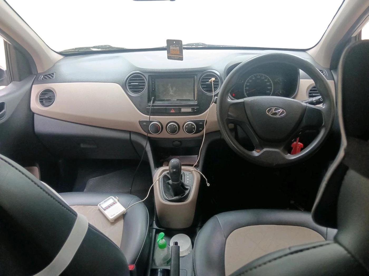 2016 Hyundai Grand i10 MAGNA AT 1.2 KAPPA VTVT, Petrol, Automatic, 53,801 km, interior