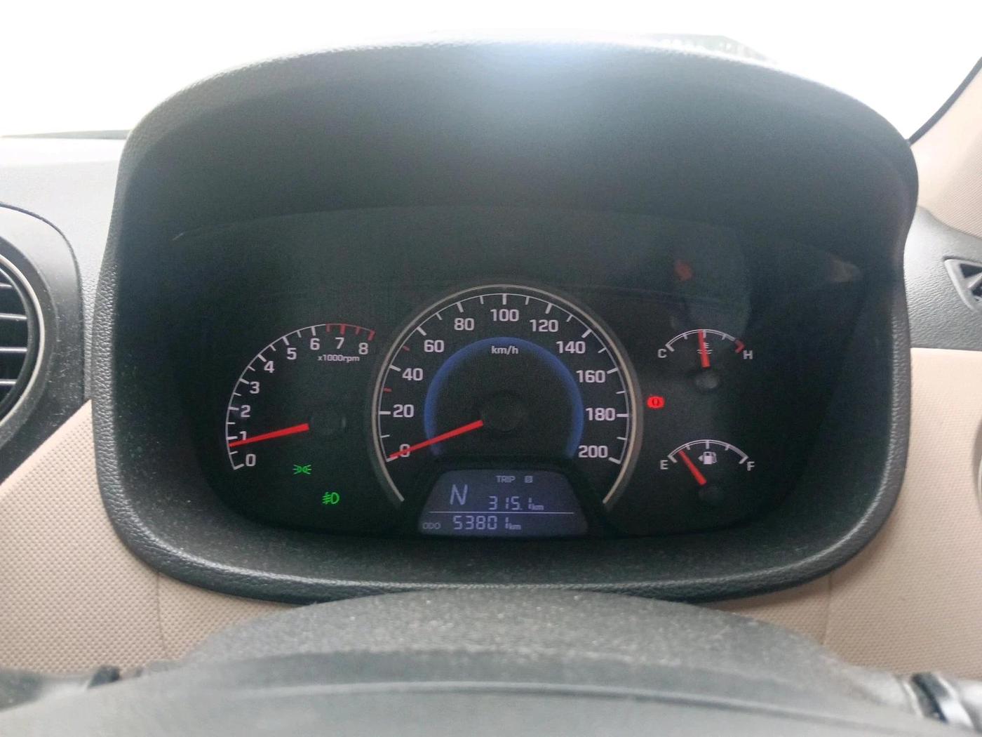 2016 Hyundai Grand i10 MAGNA AT 1.2 KAPPA VTVT, Petrol, Automatic, 53,801 km, interior