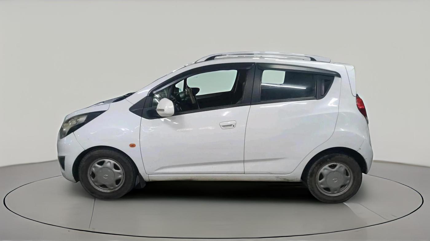 2015 Chevrolet Beat LT PETROL, CNG, Manual, 68,124 km, exterior