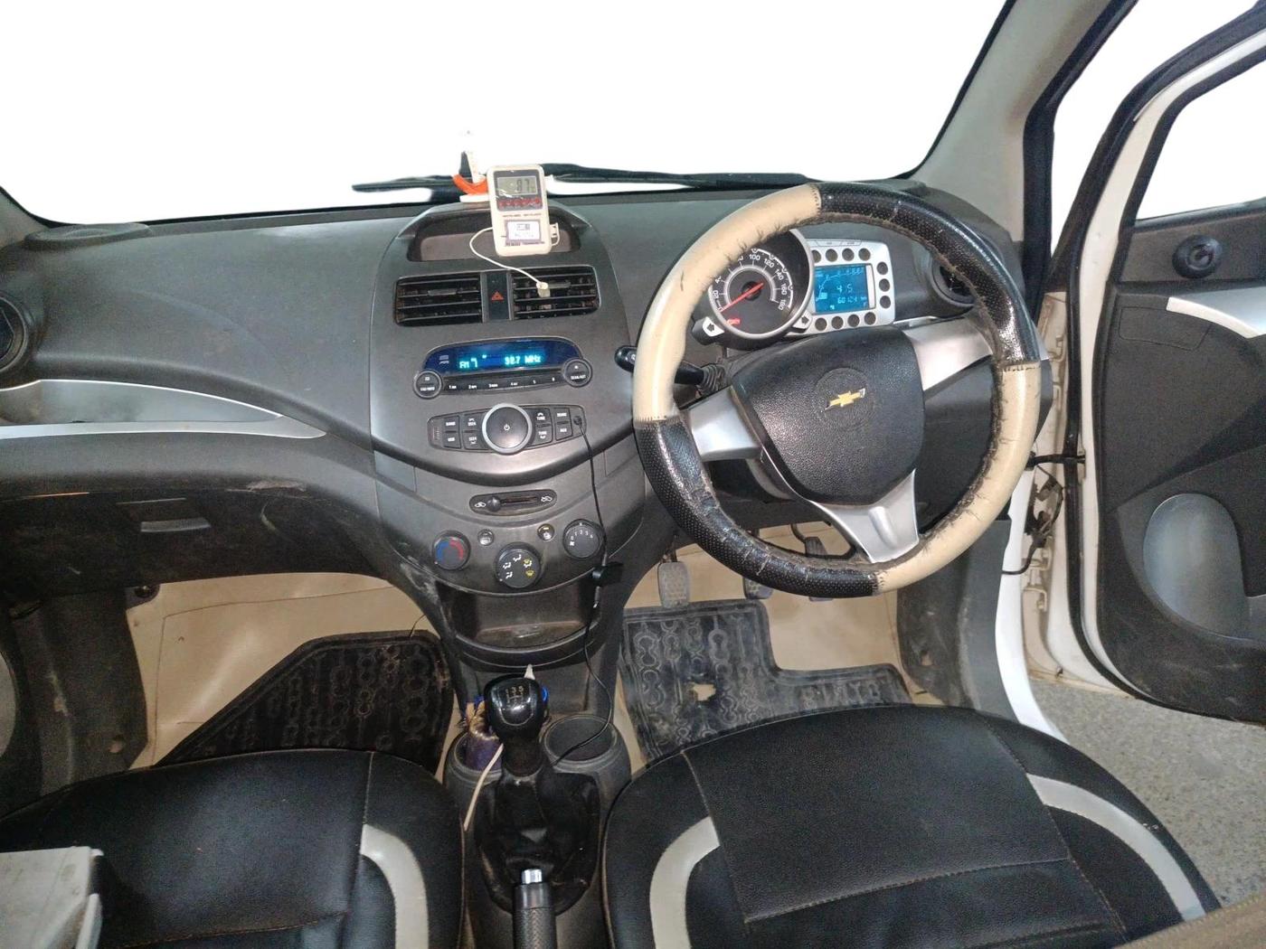 2015 Chevrolet Beat LT PETROL, CNG, Manual, 68,124 km, interior