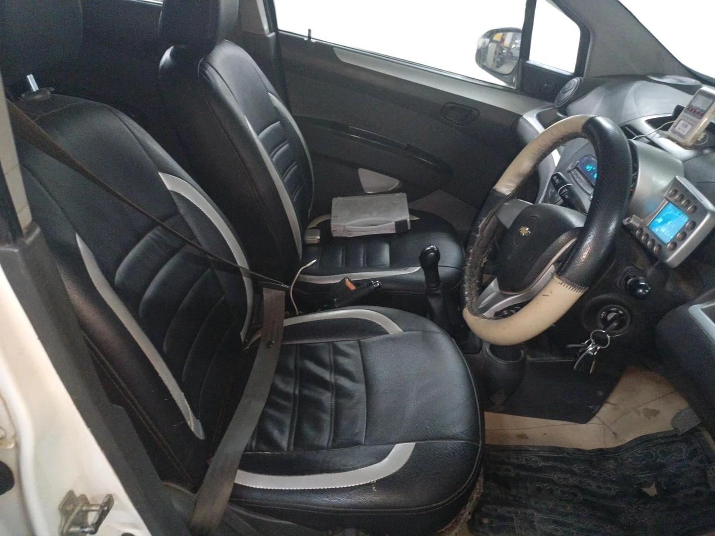 2015 Chevrolet Beat LT PETROL, CNG, Manual, 68,124 km, interior