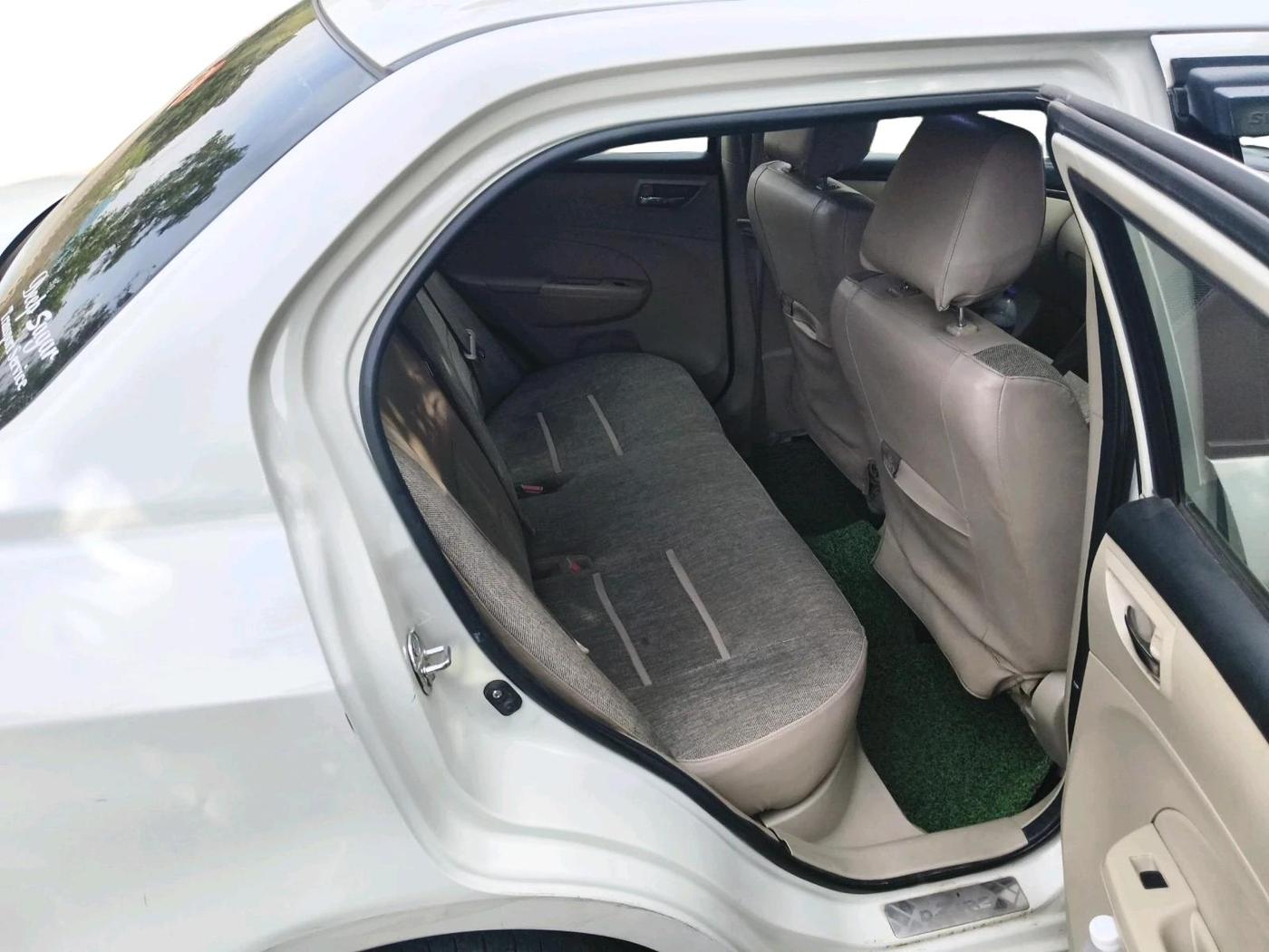 2014 Maruti Swift Dzire VXI, CNG, Manual, 1,10,976 km, interior