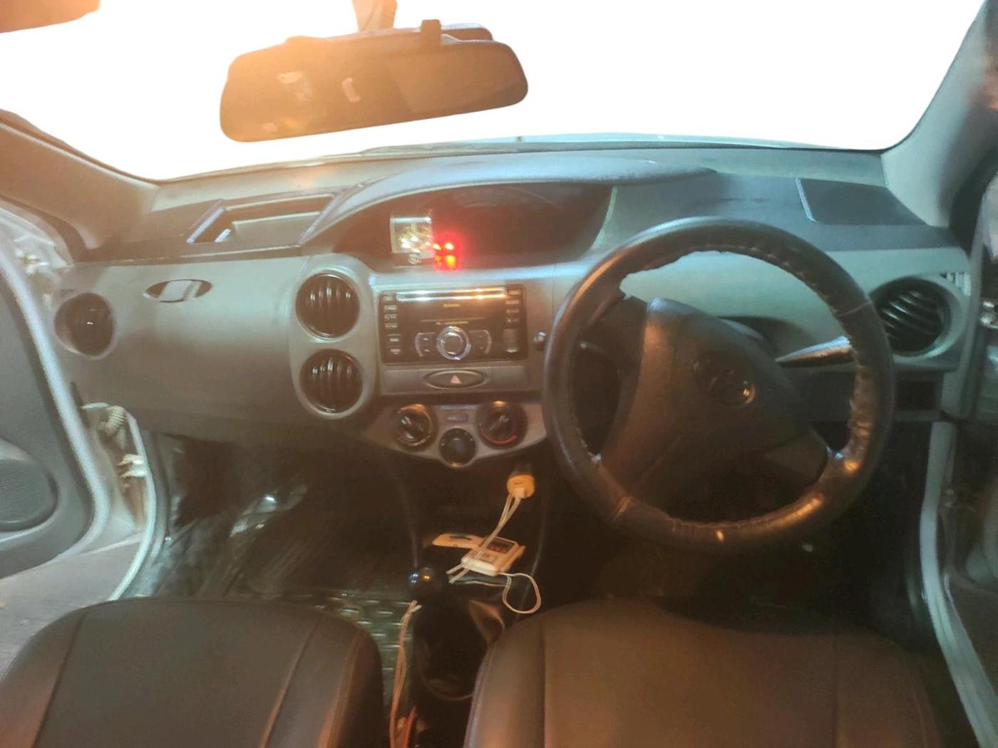 2013 Toyota Etios G, Petrol, Manual, 21,593 km, interior