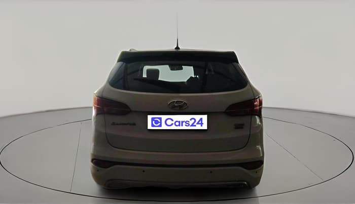 2015 Hyundai Santa Fe 4 WD AT, Diesel, Automatic, 1,42,405 km, exterior