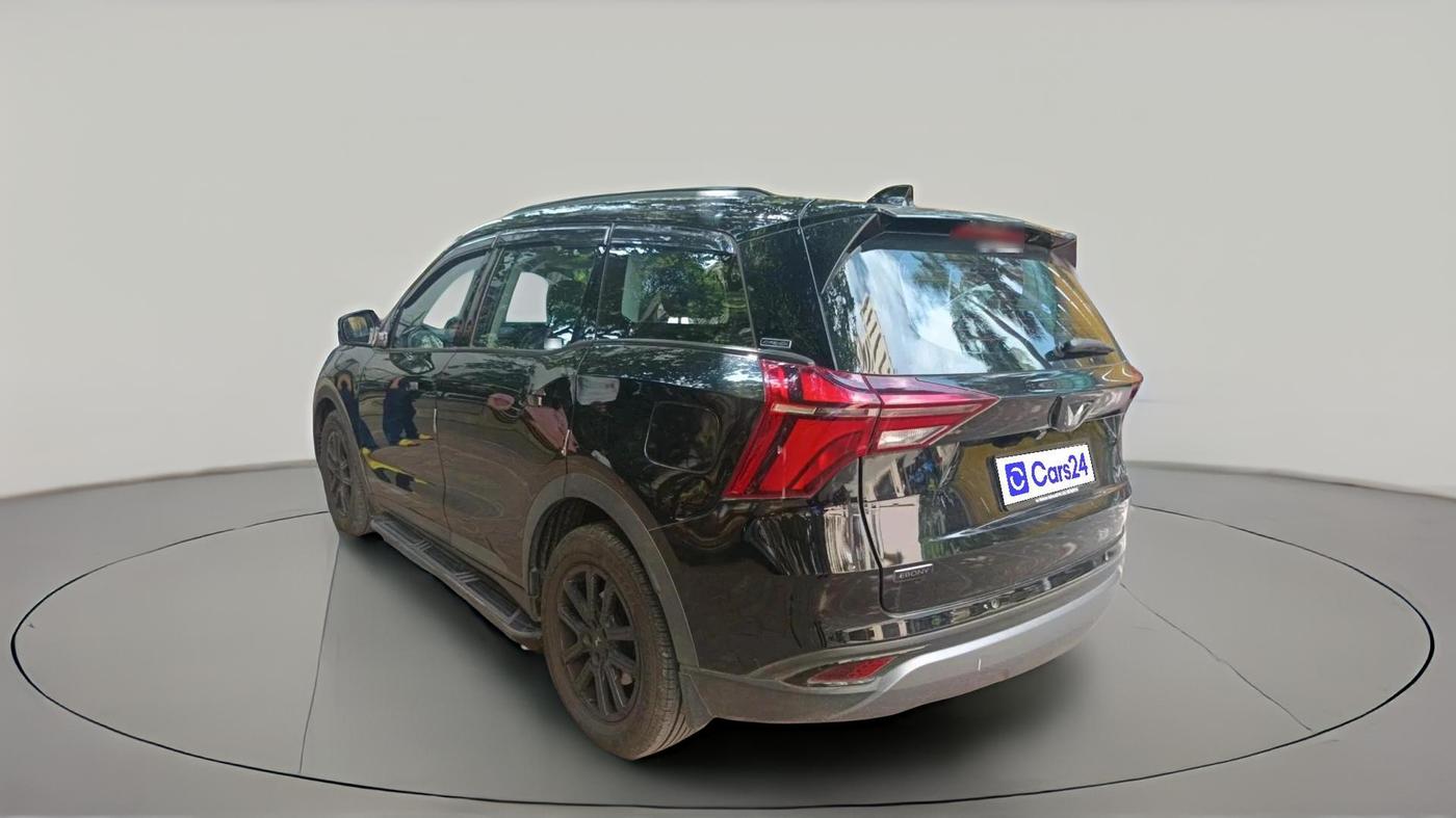 2025 Mahindra XUV700 AX 7 LUXURY D AT 7 STR, Diesel, Automatic, 38,402 km, exterior