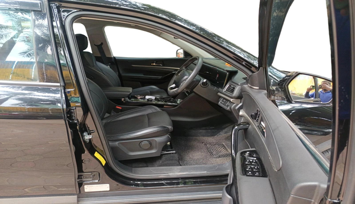 2025 Mahindra XUV700 AX 7 LUXURY D AT 7 STR, Diesel, Automatic, 38,402 km, interior