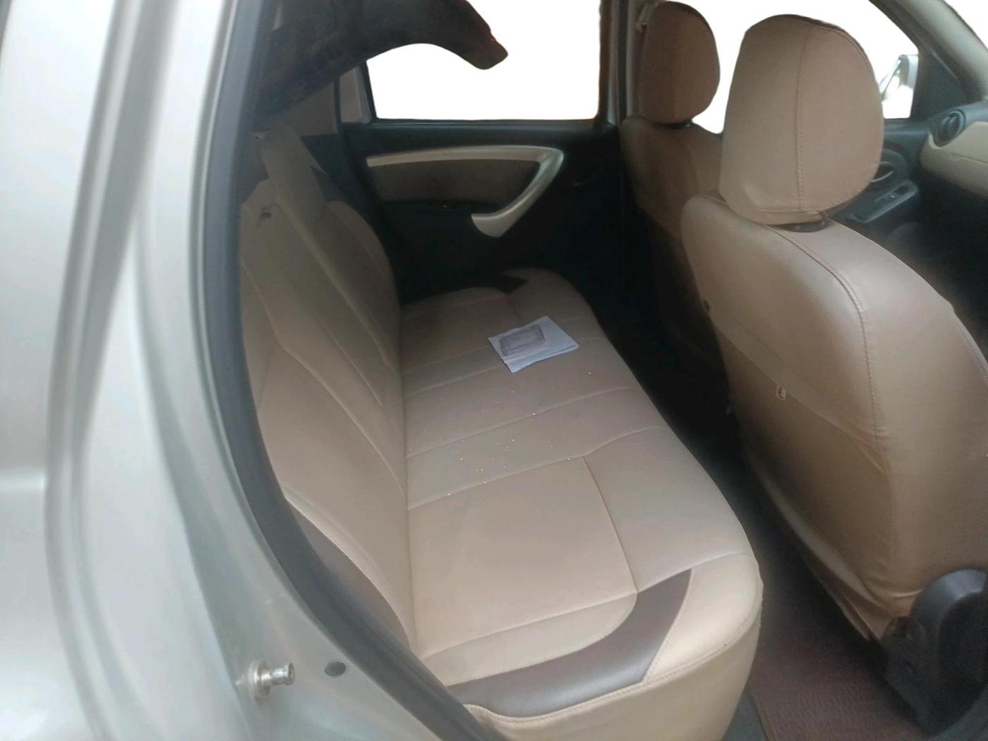 2014 Renault Duster RXL PETROL, Petrol, Manual, 81,929 km, interior