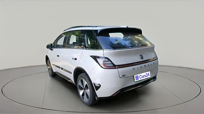 2024 MG Windsor EV Essence, Electric, Automatic, 31,131 km, exterior
