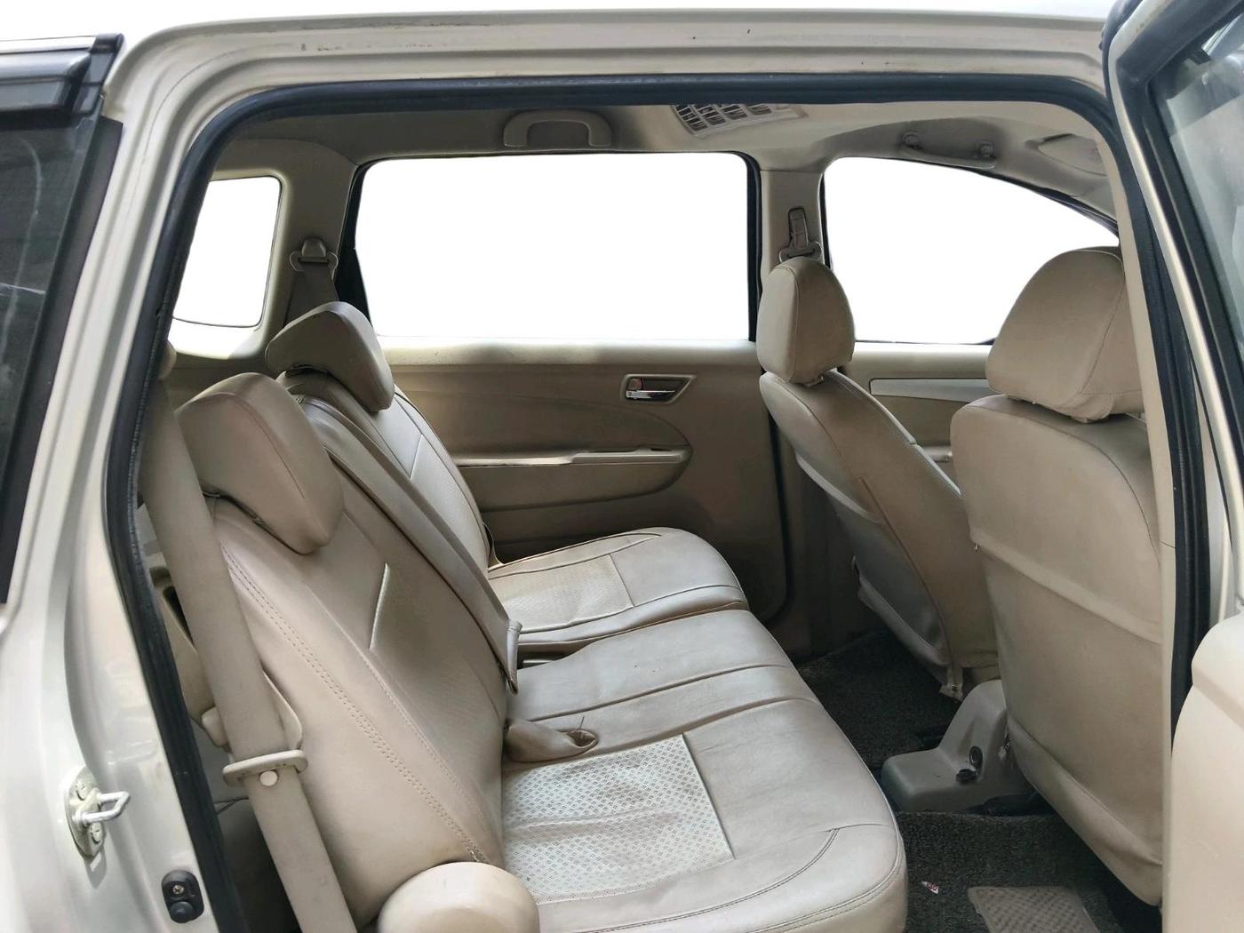 2015 Maruti Ertiga VXI CNG, CNG, Manual, 1,18,963 km, interior
