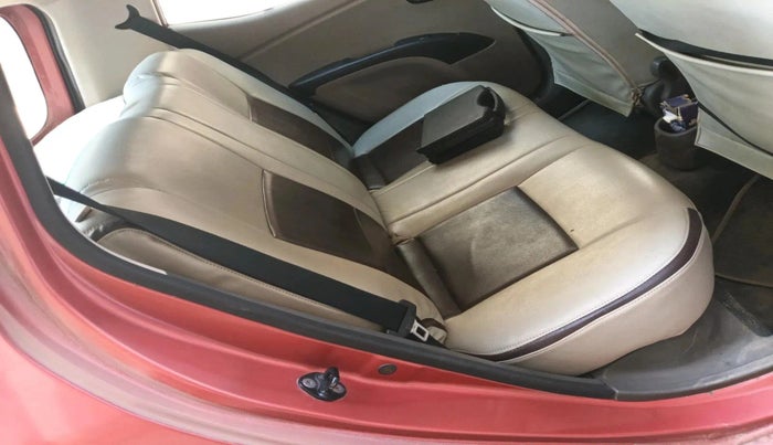 2011 Hyundai i10 MAGNA 1.2, Petrol, Manual, 1,03,173 km, interior