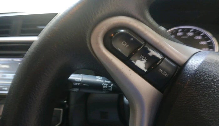 2016 Honda BR-V 1.5L I-VTEC V CVT, Petrol, Automatic, 94,063 km, interior