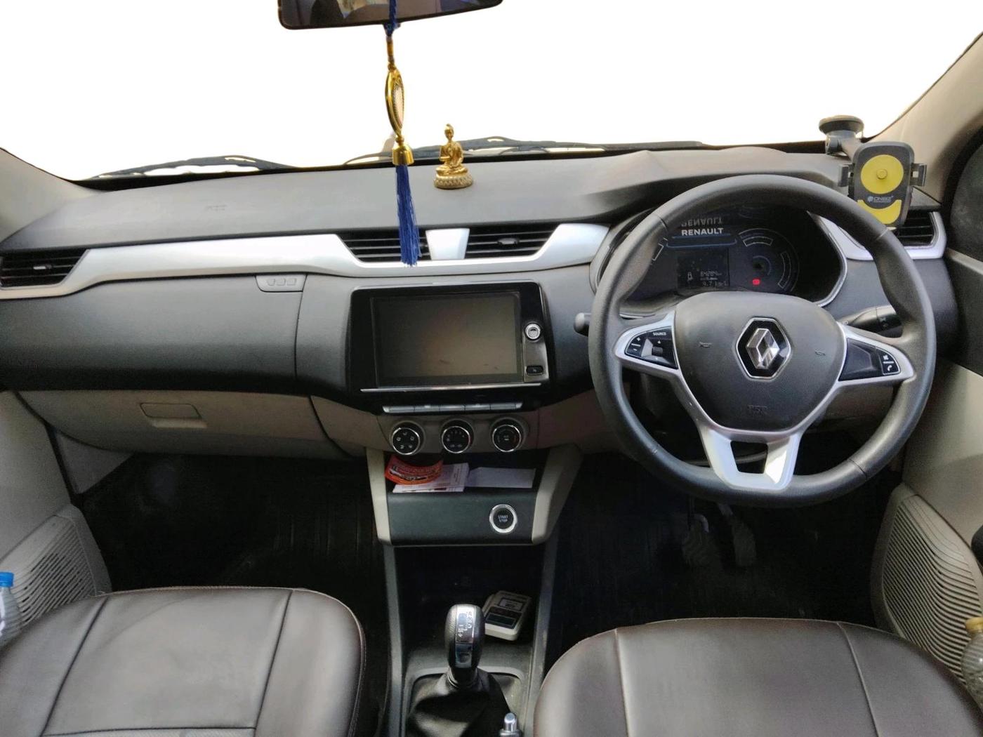 2021 Renault TRIBER RXZ AMT DUAL TONE, Petrol, Automatic, 64,284 km, interior