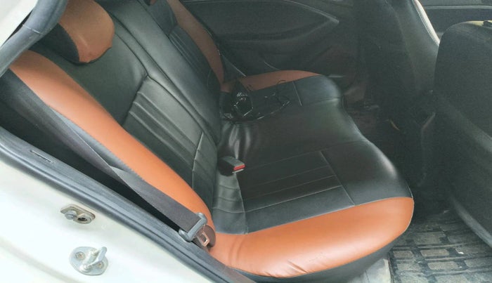 2016 Hyundai i20 Active 1.4 SX, Diesel, Manual, 1,45,784 km, interior