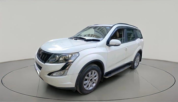 2018 Mahindra XUV500 W10 AWD AT, Diesel, Automatic, 67,717 km, exterior