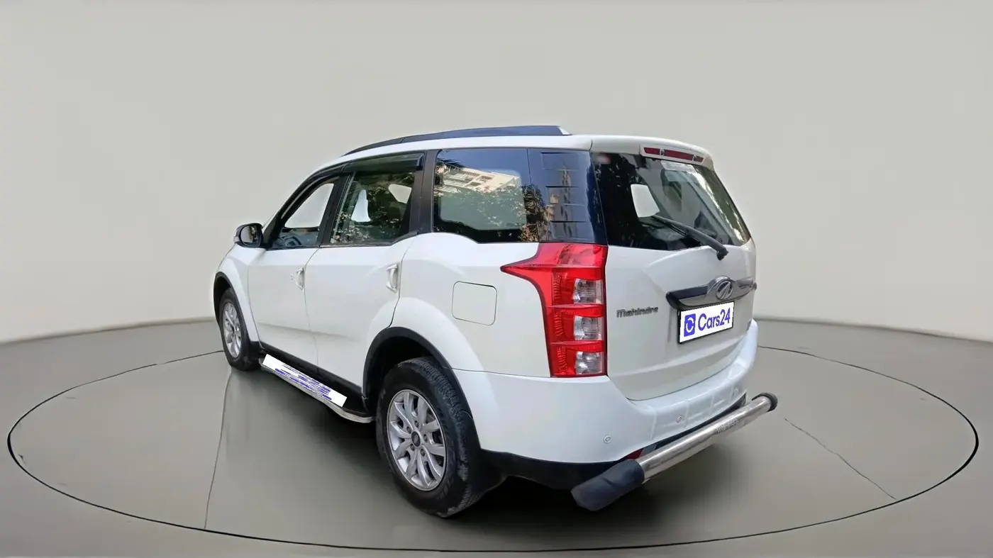 2018 Mahindra XUV500 W10 AWD AT, Diesel, Automatic, 67,717 km, exterior