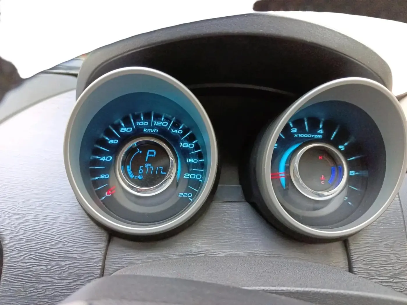2018 Mahindra XUV500 W10 AWD AT, Diesel, Automatic, 67,717 km, interior