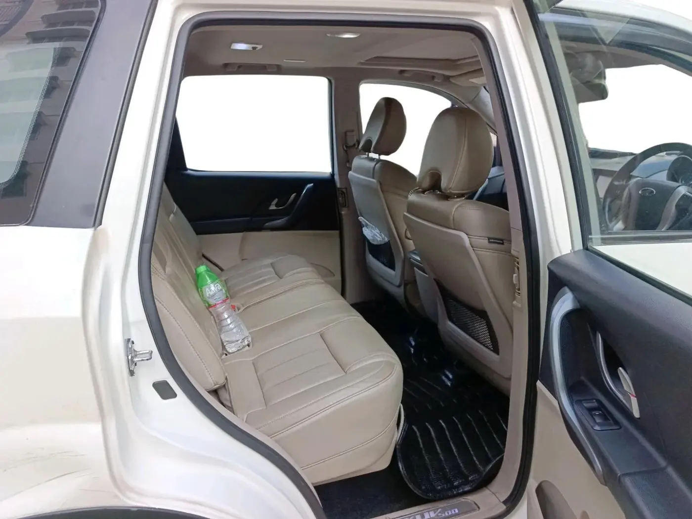 2018 Mahindra XUV500 W10 AWD AT, Diesel, Automatic, 67,717 km, interior