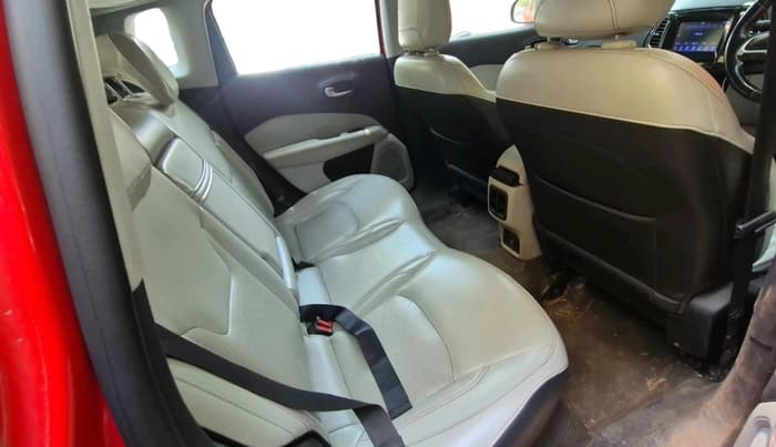 2017 Jeep Compass LIMITED (O) 2.0 DIESEL, Diesel, Manual, 1,07,669 km, interior