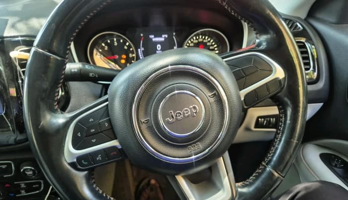 2017 Jeep Compass LIMITED (O) 2.0 DIESEL, Diesel, Manual, 1,07,669 km, interior