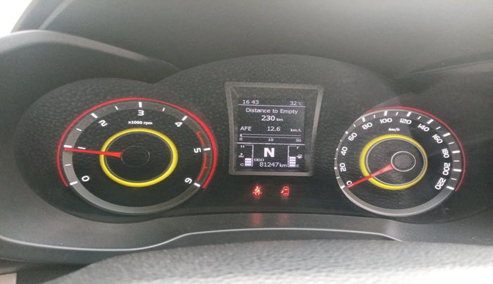 2019 Mahindra XUV300 W8 1.5 DIESEL, Diesel, Manual, 81,247 km, interior