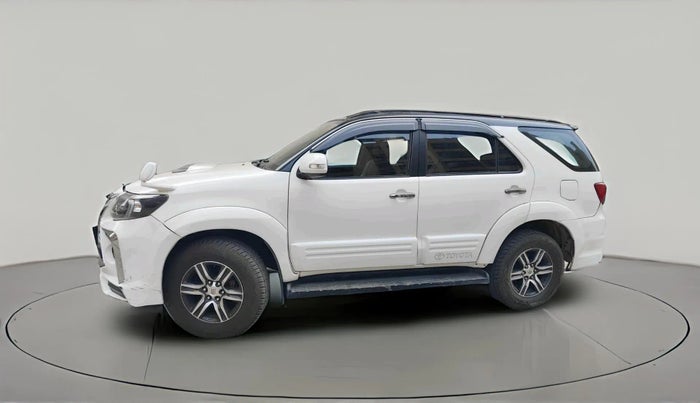 2012 Toyota Fortuner 3.0 4X2 AT, Diesel, Automatic, 2,13,280 km, exterior