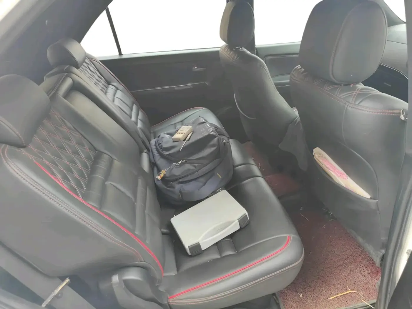 2012 Toyota Fortuner 3.0 4X2 AT, Diesel, Automatic, 2,13,280 km, interior