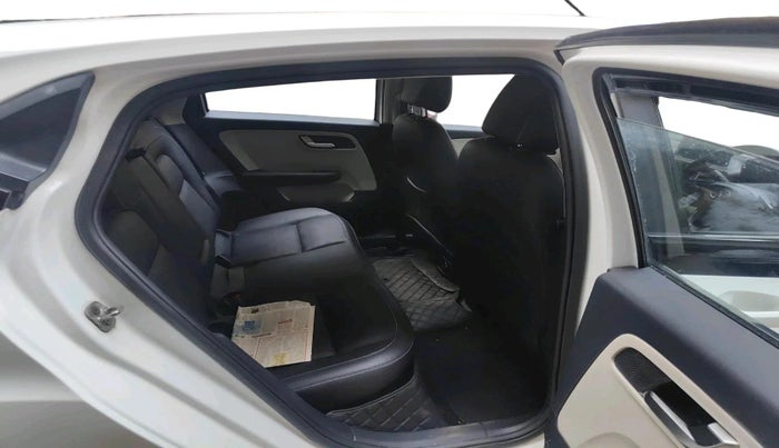 2022 Tata ALTROZ XZA PLUS, Petrol, Automatic, 18,403 km, interior