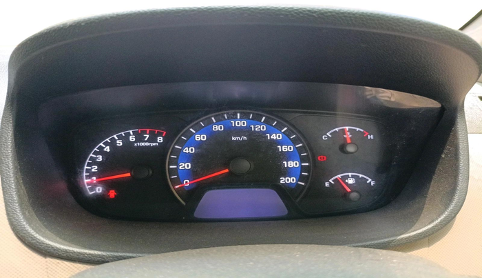 2014 Hyundai Xcent S 1.2, Petrol, Manual, 1,00,000 km, interior