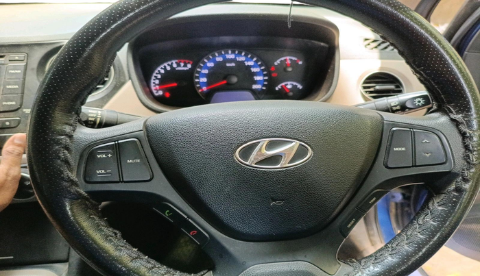 2014 Hyundai Xcent S 1.2, Petrol, Manual, 1,00,000 km, interior