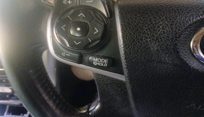 2016 Toyota Camry HYBRID, Hybrid, Automatic, 81,864 km, interior