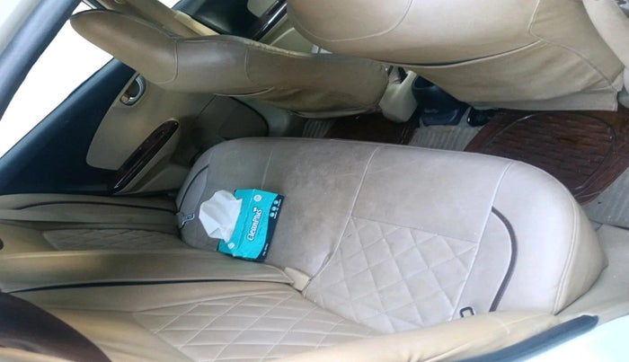 2015 Honda Amaze 1.2L I-VTEC VX AT, Petrol, Automatic, 75,620 km, interior